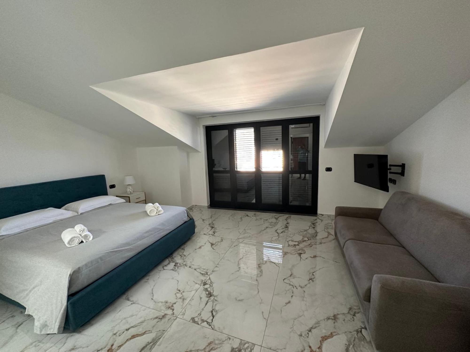 Alba Exclusive Place Hotel Бианко Екстериор снимка
